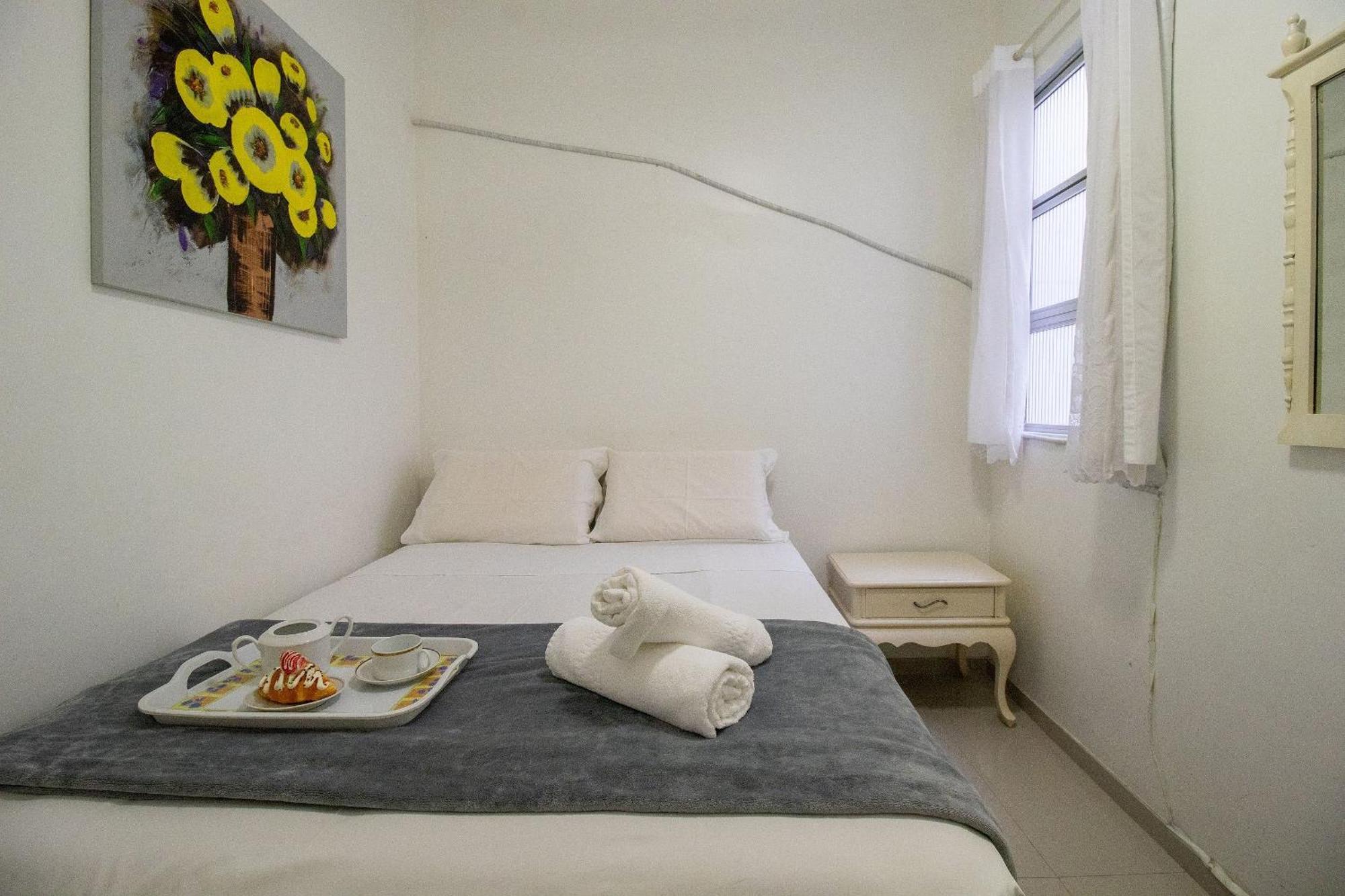 Apartamento Prn12 - Climatizado, Prox Calcadao, Sacada, 2 Dorm